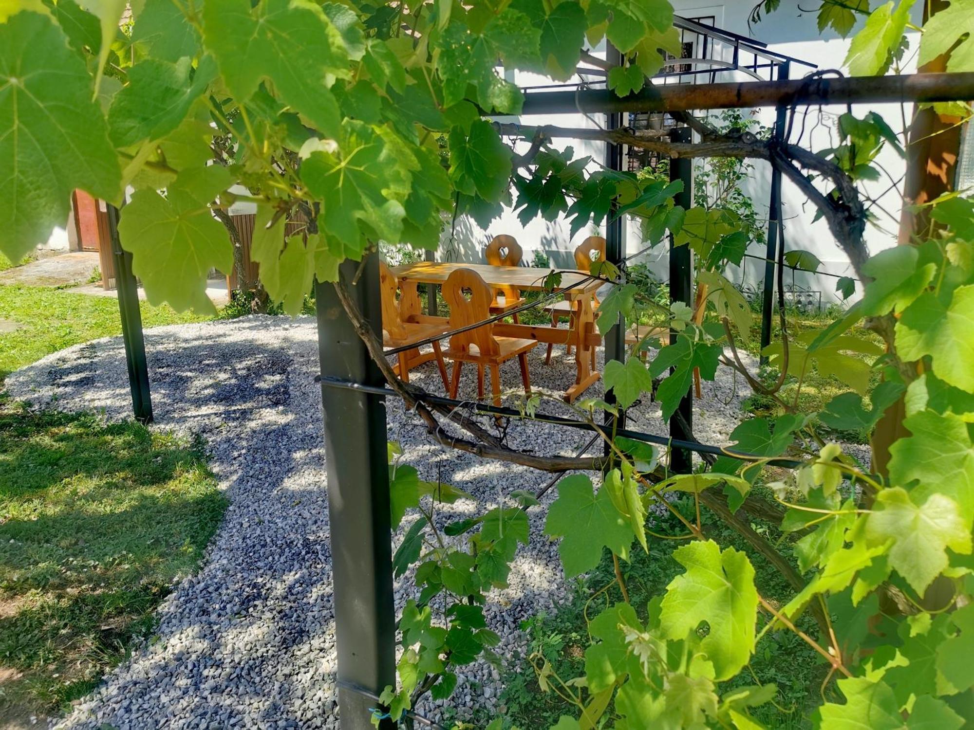 Dolce Weekend Balaton Apartment บาลาตองโยรอค ภายนอก รูปภาพ