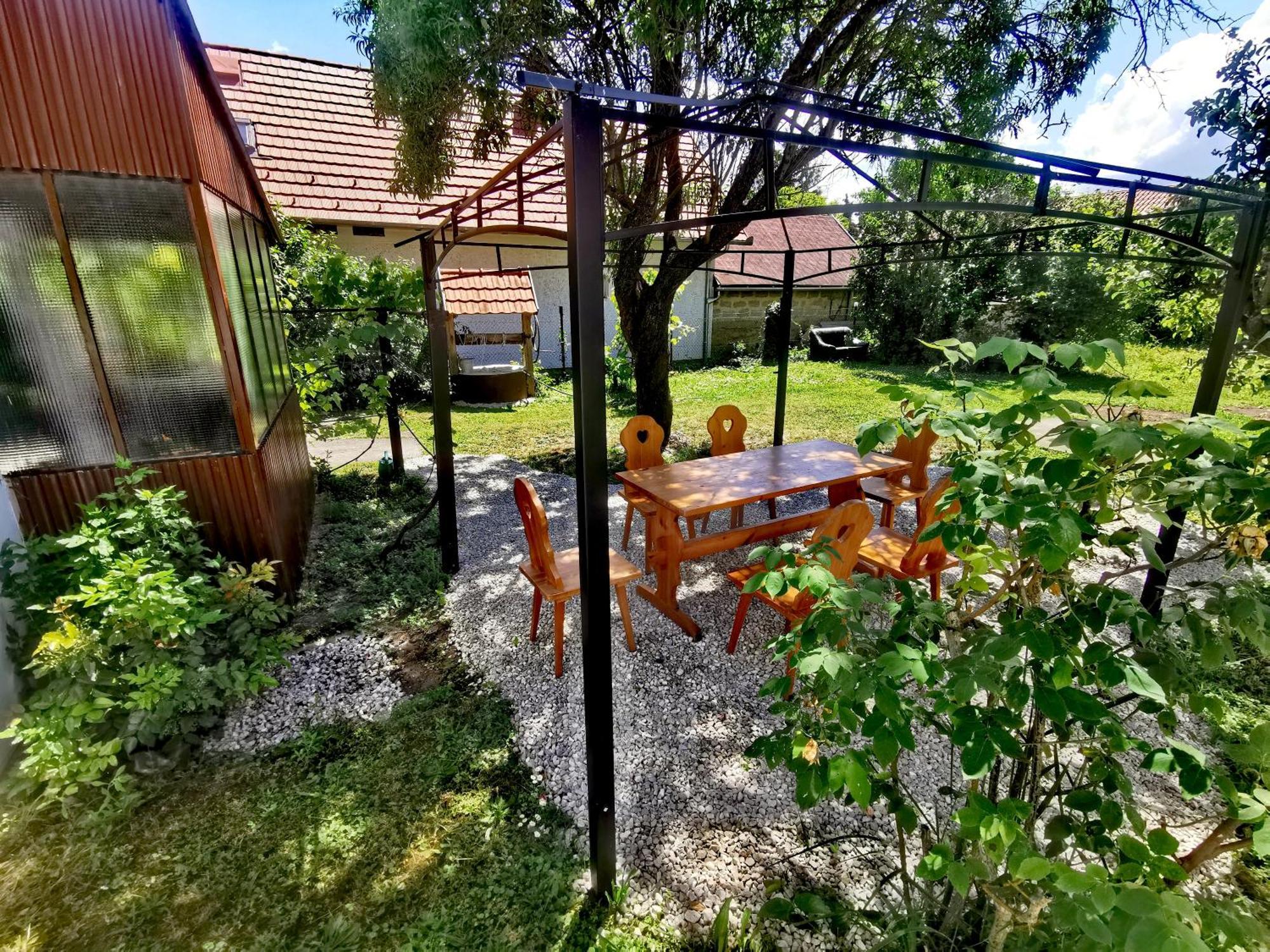 Dolce Weekend Balaton Apartment บาลาตองโยรอค ภายนอก รูปภาพ